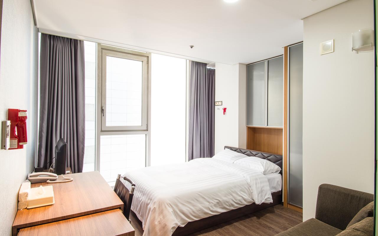 Hotel Arinus Shinchon Σεούλ Εξωτερικό φωτογραφία